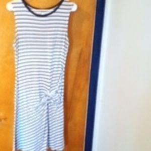 Just Be dress size medium.